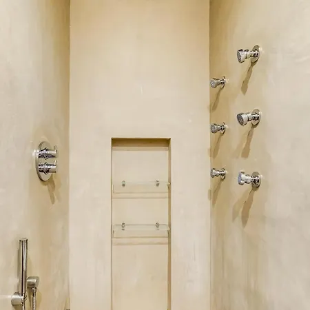 Via Condotti Private Daire