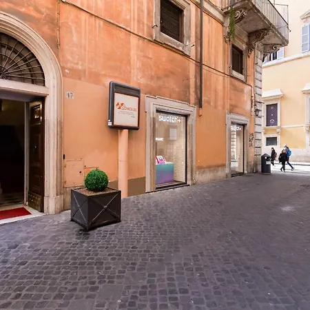 Via Condotti Private Apartment