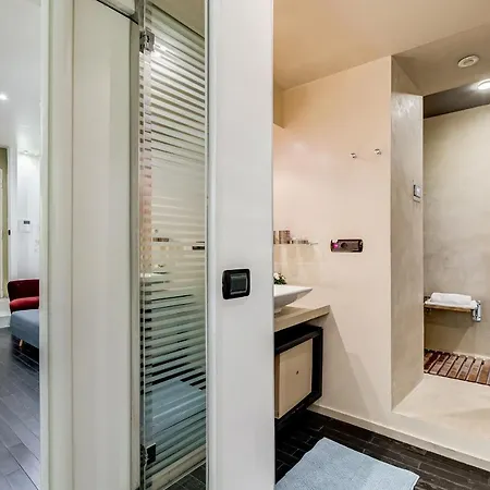 Apartment Via Condotti Private Rome